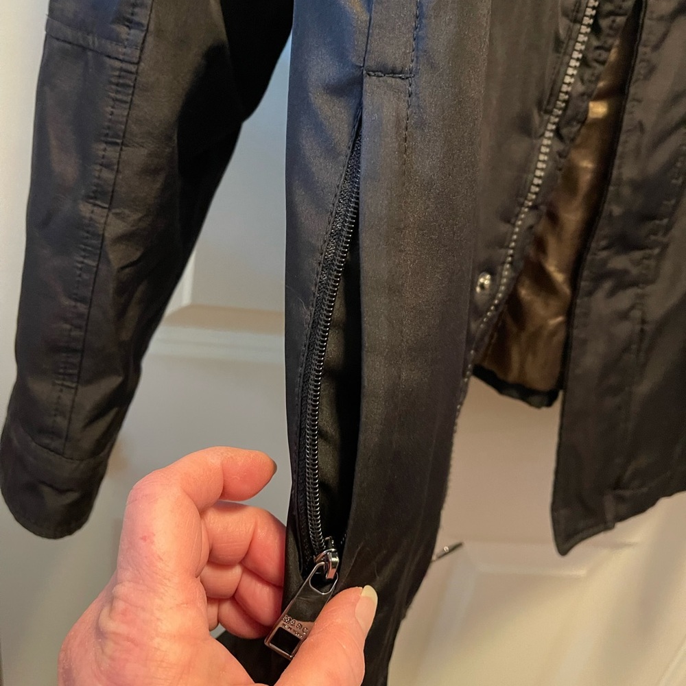 Black jacket - Picture 7 of 9